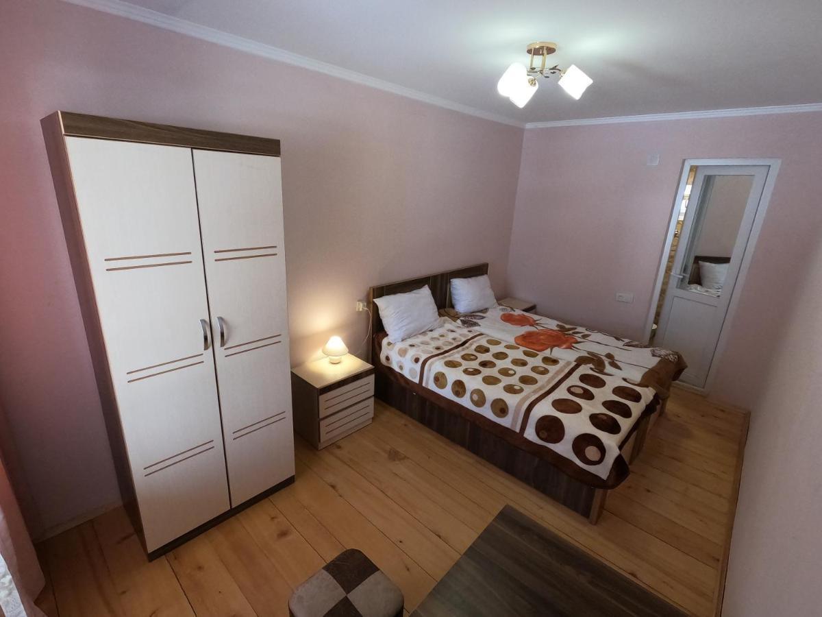 Girgola Bed and Breakfast Mestia Exteriör bild