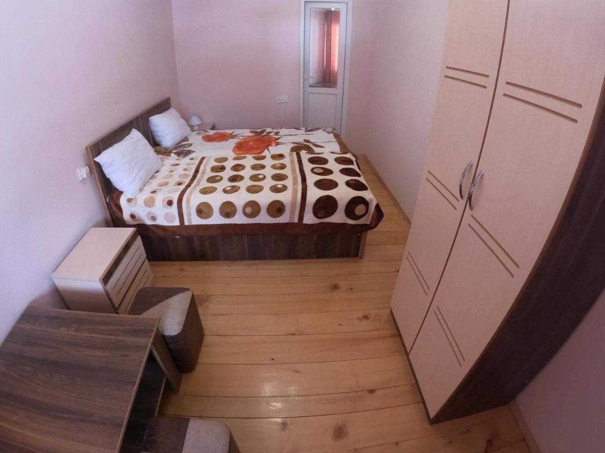 Girgola Bed and Breakfast Mestia Exteriör bild
